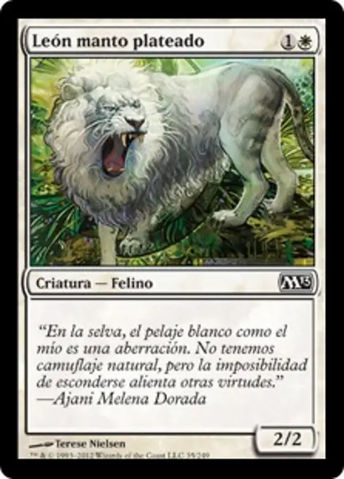 León manto plateado